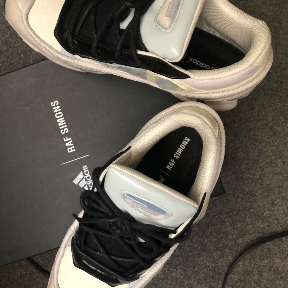 100% Authentic RAF Simons!
